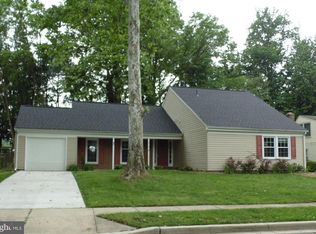 1910 Harcourt Ave, Crofton, MD 21114