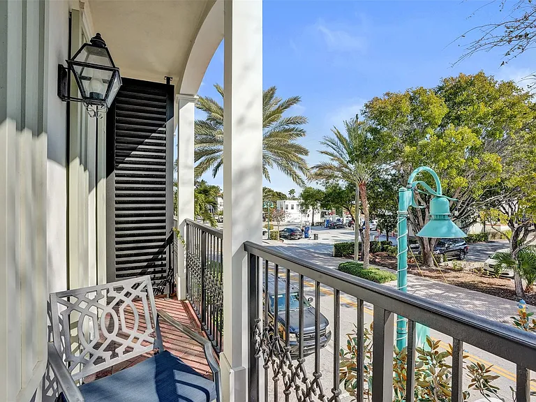 381 E Cannery Row Cir — Photo 40
