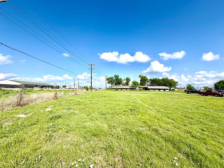 4827 State Highway 276 — Photo 2