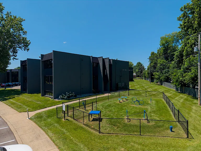 Vetra Lexington — Photo 20