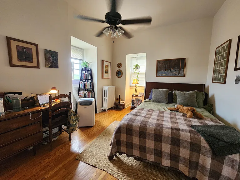 4116 Spruce St #4R — Photo 4