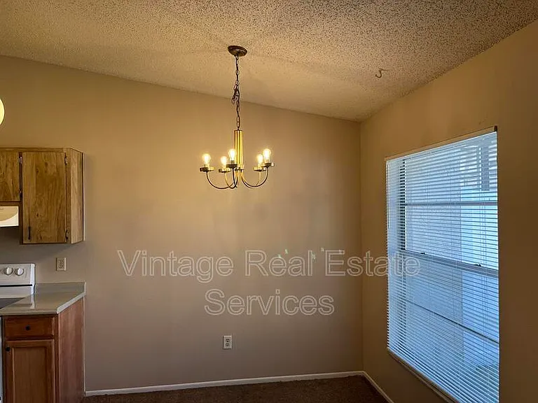 7708 Gulf Ct — Photo 11