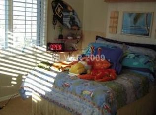 945 Tafalla Ct, Las Vegas, NV 89138