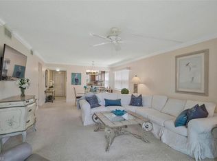 4372 27th Ct SW APT 201, Naples, FL 34116