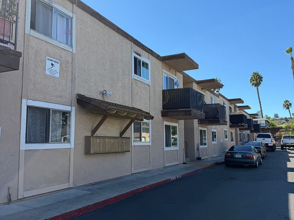 2nd image of 408 Emerald Ave APT 7