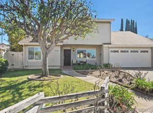 10985 De Vida Ct, San Diego, CA 92124