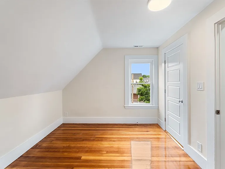 29 Sylvan St #2 — Photo 19