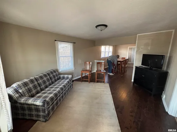1409 E Duryea Ave, Peoria Heights, IL 61616