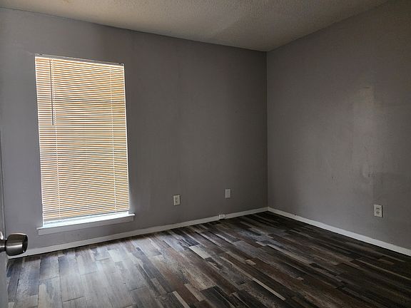 5th image of 4574 Sunvalley Dr