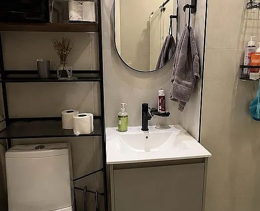 5th image of 72 Greenpoint Ave #3A