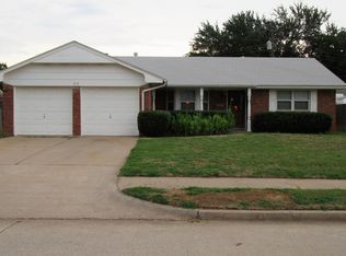 613 E 28th St, Edmond, OK 73013