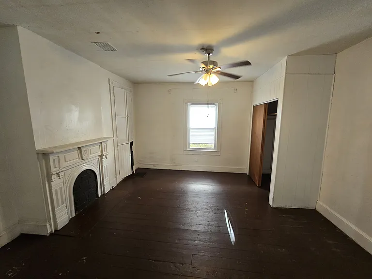 272 Locust Ave — Photo 11