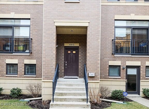 2nd image of 4141 N Narragansett Ave Unit 5