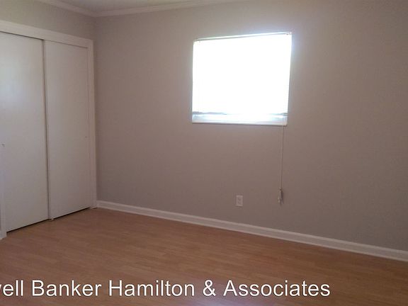 5th image of 712 Mimosa Dr NW #B
