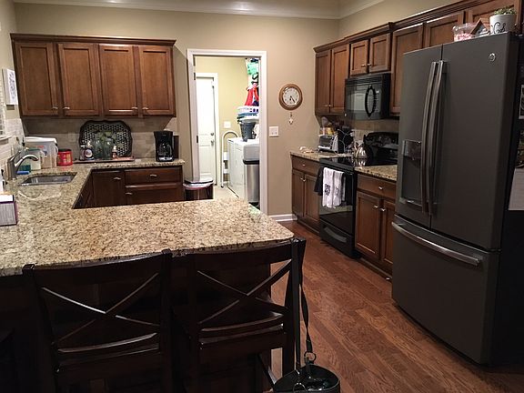 Laundry right off 
kitchen