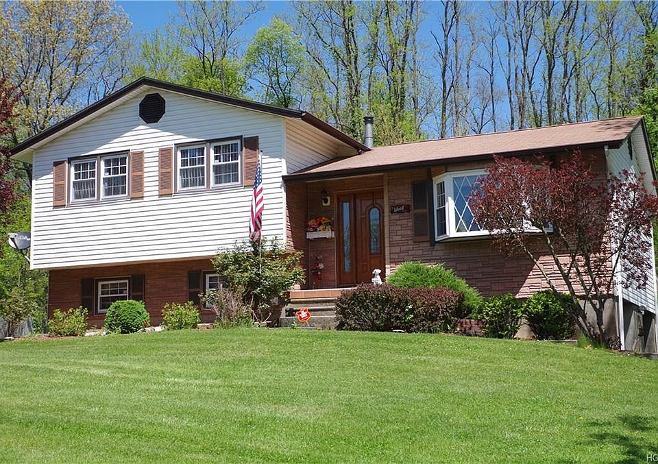 1st image of 2 Kathy Ct