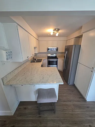 904 S 1213 E Photo 1