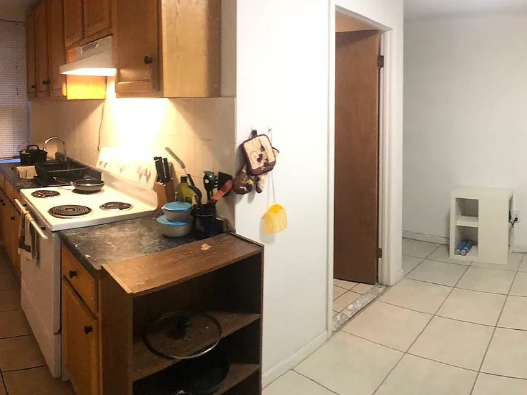 4040 Powelton Ave #3 — Photo 3