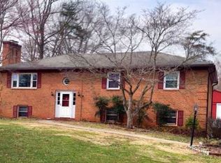 2623 Huntington Rd, Charlottesville, VA 22901