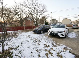 85 Berkshire St, Providence, RI 02908