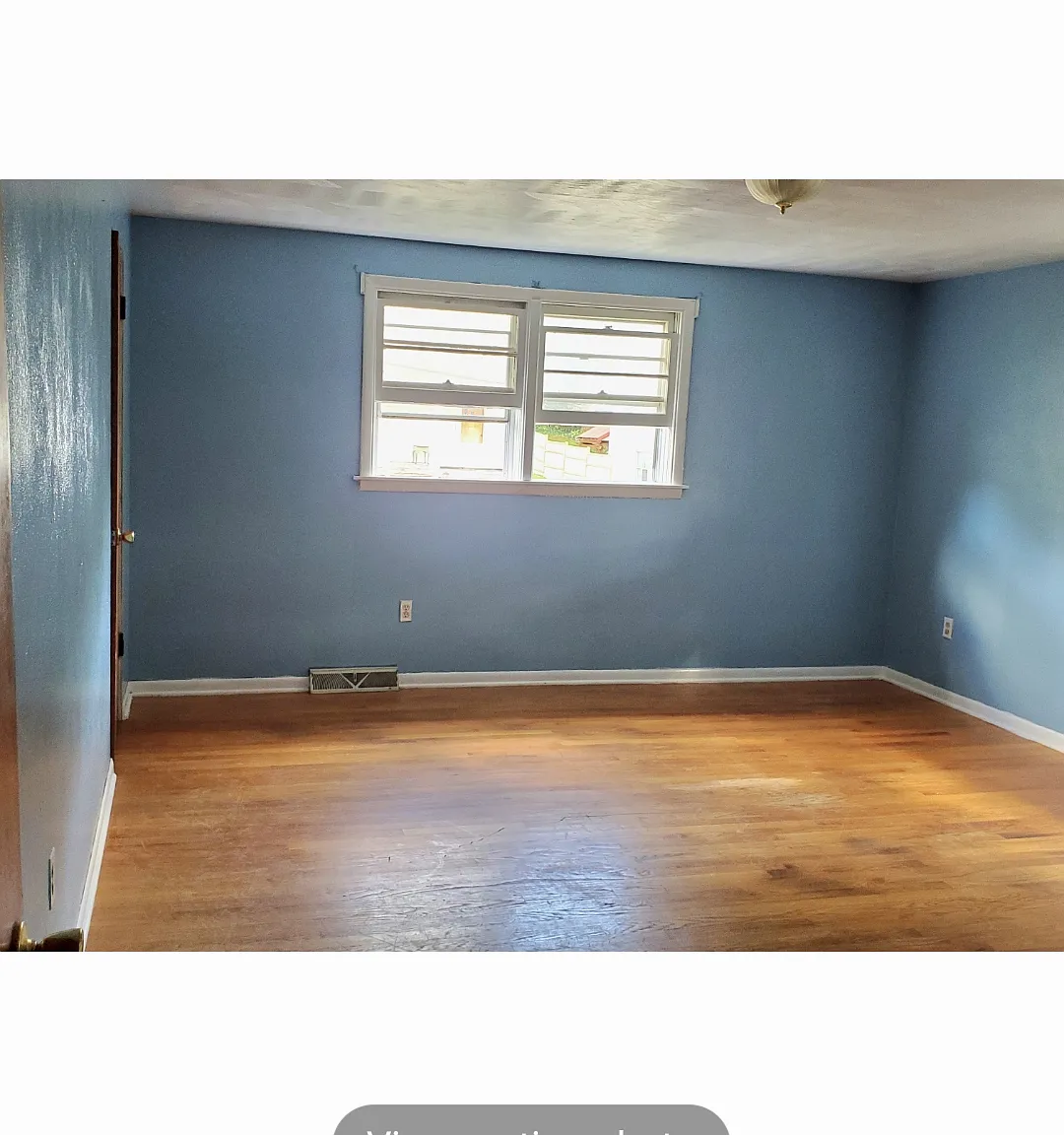 2 bed, 1.5 bath, 1104 sqft, $1,300 — Photo 2