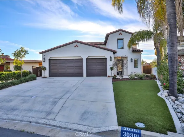 30361 Clear Water Dr, Canyon Lake, CA 92587