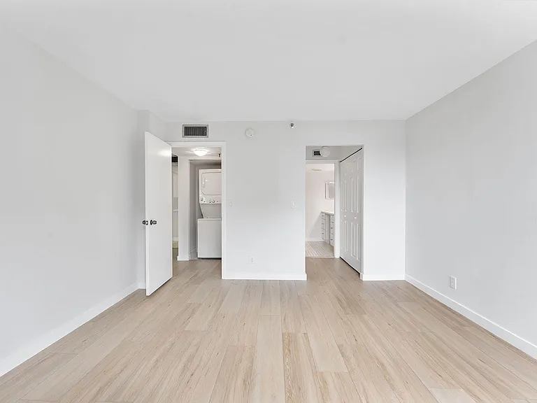 20 Royal Palm Way #2060 — Photo 15