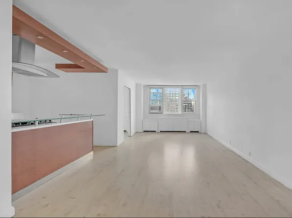 201 East 36th Street image 1 of 9