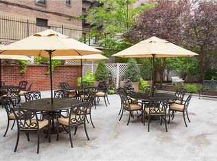 11701 84th Ave, Richmond Hill, NY 11418