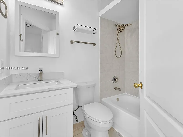 15750 SW 92nd Ave #20C — Photo 16