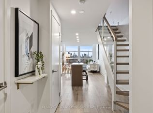 111 Saint Clair Ave W #919, Toronto, ON M4V 1N5