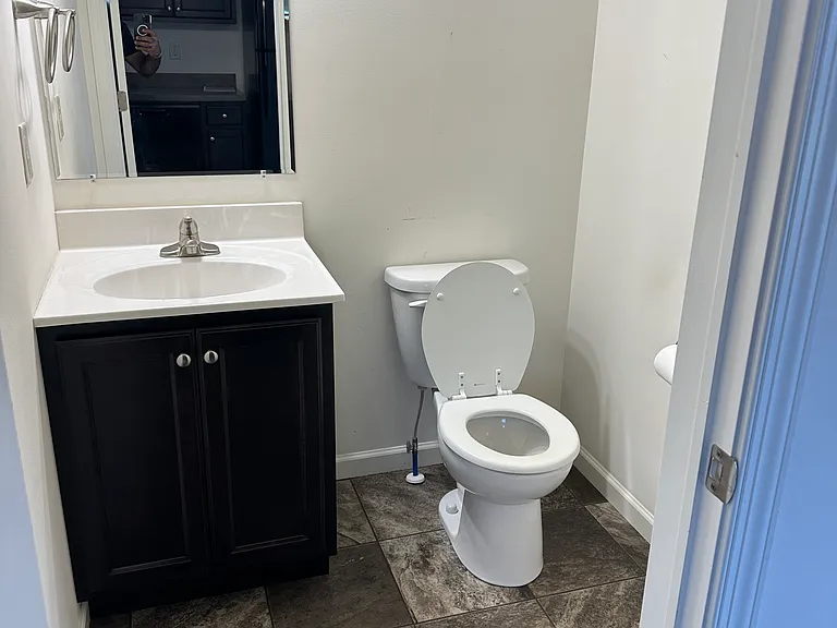 110 Nolan Dr — Photo 8