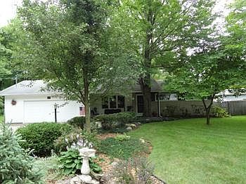 1st image of 59 W Park Dr