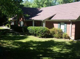 207 Woodlawn Dr, Oxford, MS 38655