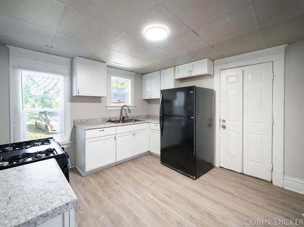 360 McLaughlin Ave #1