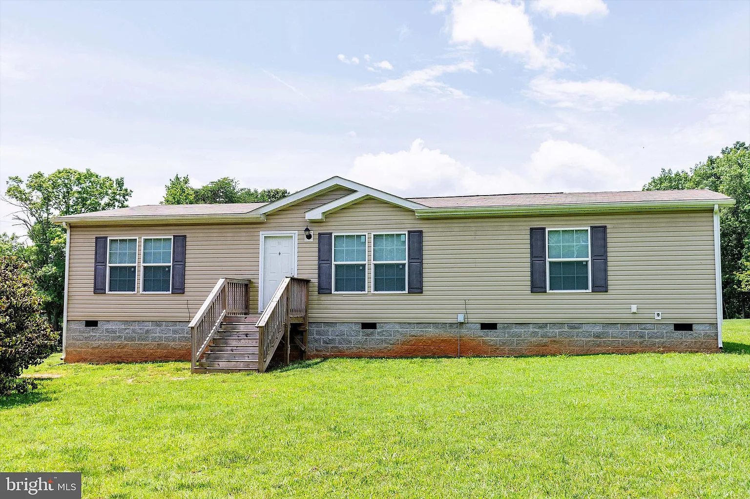 4058 Blueberry Ln photo 1