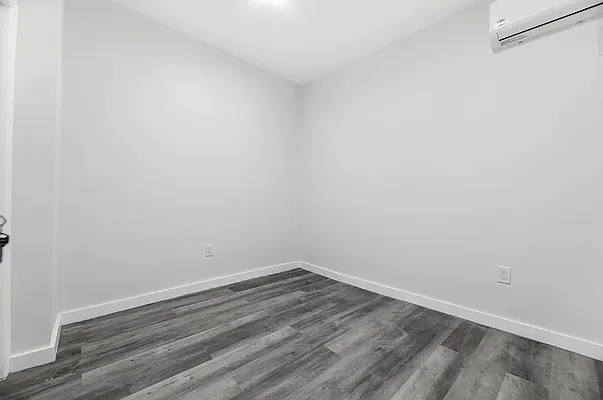 Rented by REAL New York | media 11