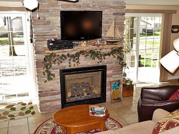 5th image of 24580 McClelland Dr