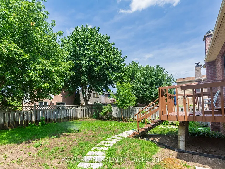 92 Nightstar Dr — Photo 21