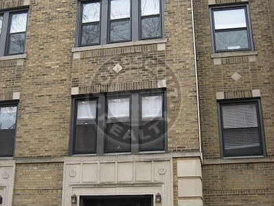 1st image of 3607 N Bosworth Ave APT 1