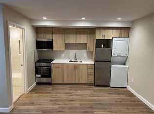 419 W Queen St #22, Inglewood, CA 90301