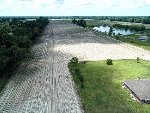 3rd image of 20064 Highway 77