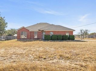 121 Meadowlake Ln, Kempner, TX 76539