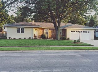 1620 W Grandridge Dr, Dunlap, IL 61525