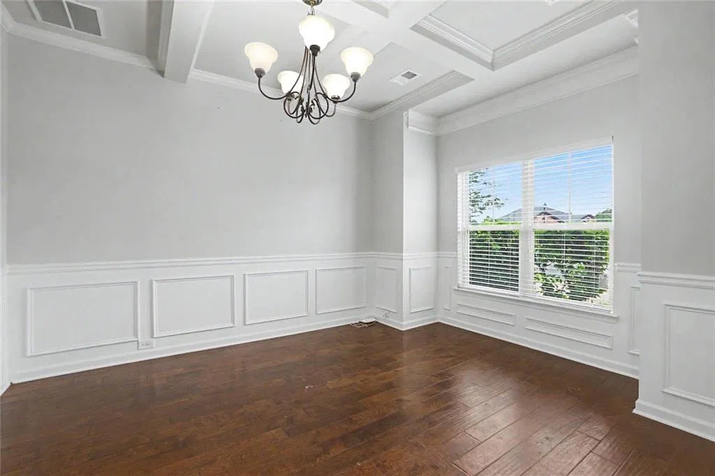 5 bed, 3.0 bath, 3029 sqft, $2,795 — Photo 4