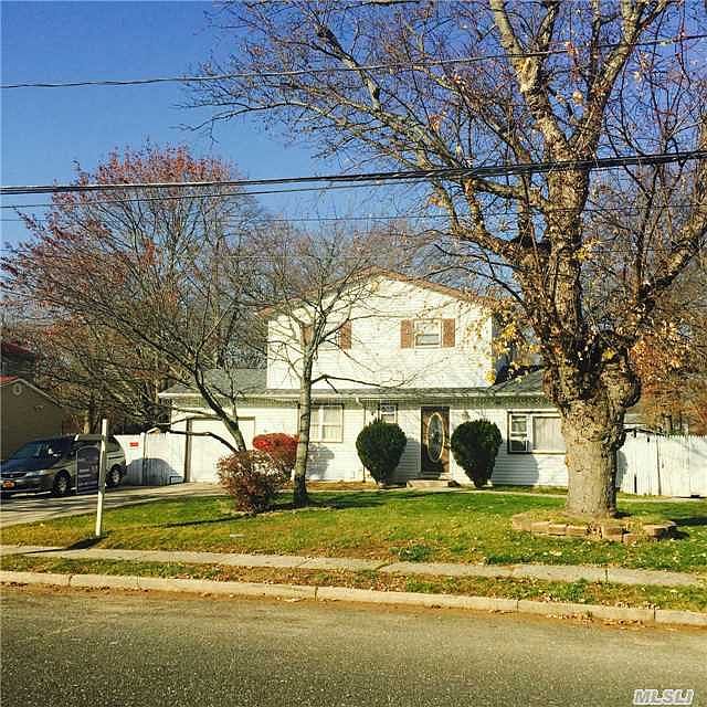 2nd image of 105 Peach St