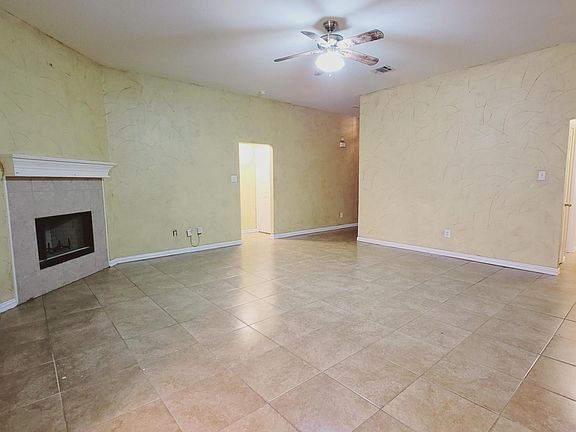 3rd image of 6014 Winter Park Ln