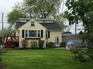 2701 W 97th Pl, Evergreen Park, IL