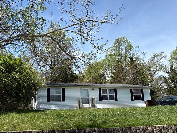 3rd image of 4286 W Red Rock Rd