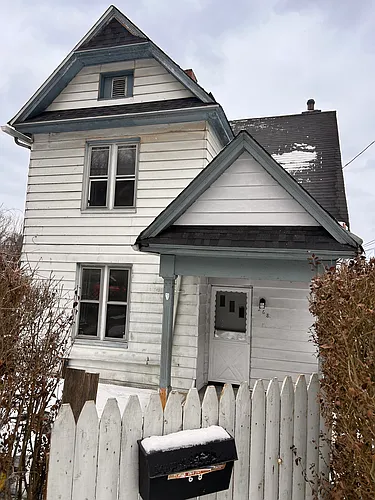 268 Seneca St Photo 1